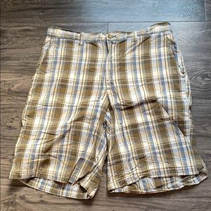Covington Sz 36 Plaid Cotton Shorts w/Pockets